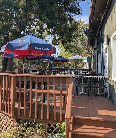 More Photos Of 1339 River Rd, Titusville General Retail For Sale