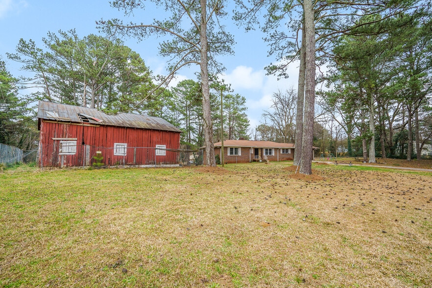 More Photos Of 3496 Wesley Chapel Rd, Decatur Land For Sale