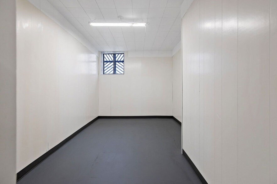 More Photos Of 401 W Lerdo Hwy, Shafter Religious Facility For Sale