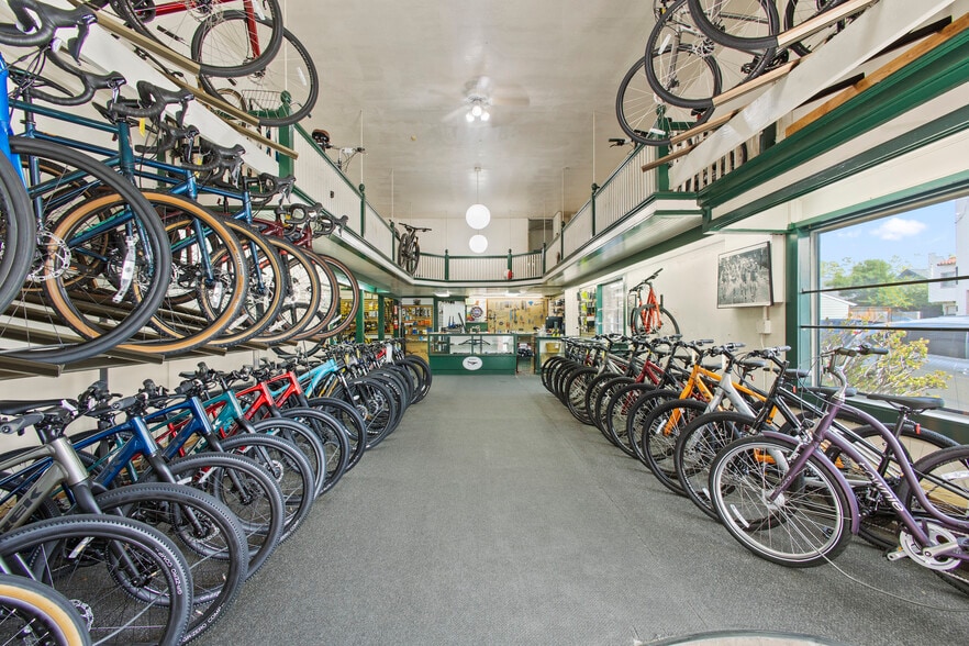 More Photos Of 1429-1433 High St, Alameda Freestanding For Sale