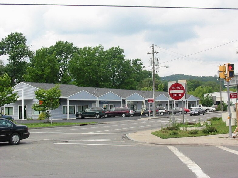 Primary Photo Of 220-228 S Fulton St, Ithaca Unknown For Lease