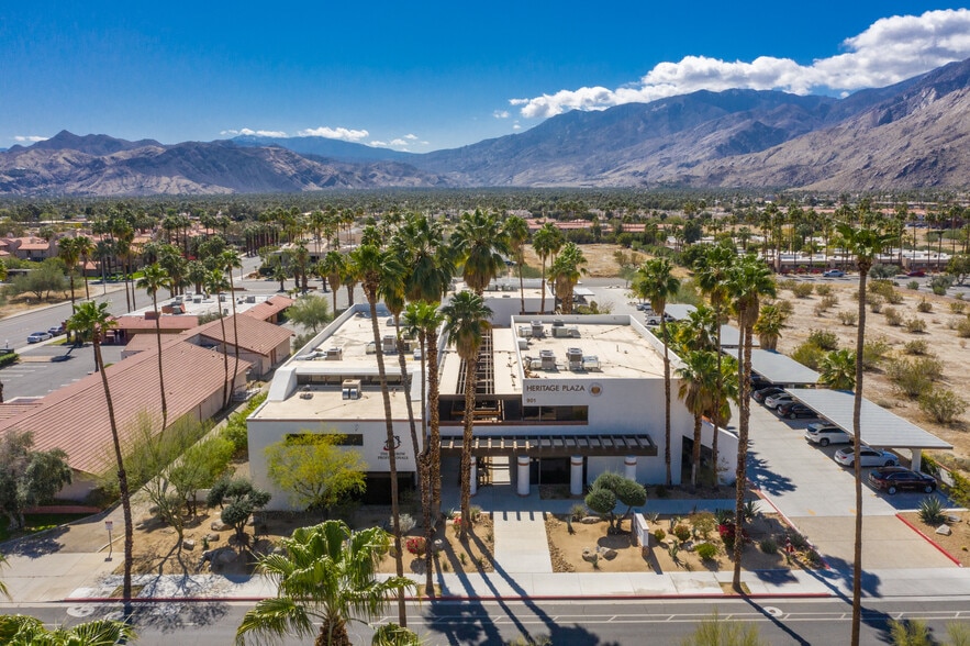 More Photos Of 901 E Tahquitz Canyon Way, Palm Springs Office For Lease