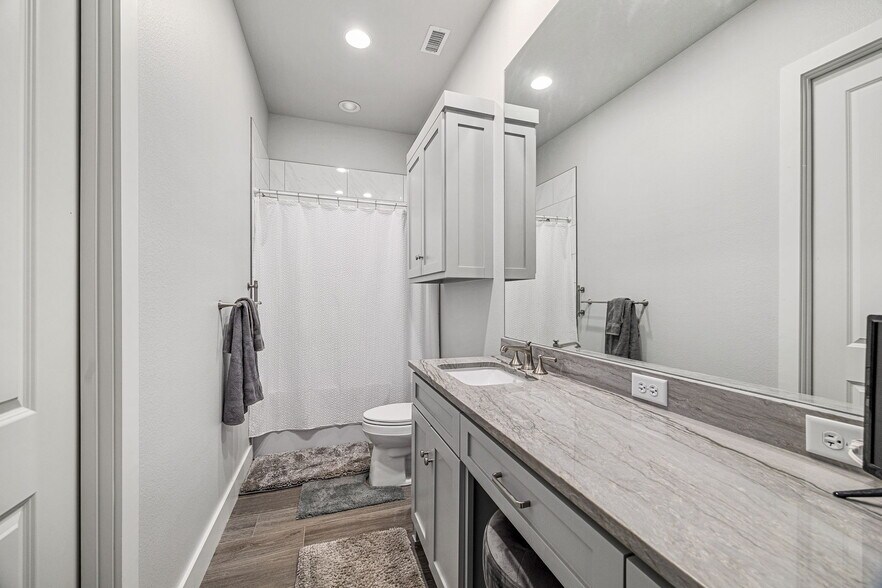 More Photos Of 21482 FM 16 W, Lindale Land For Sale