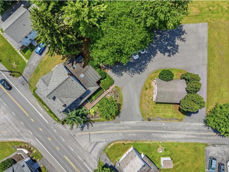 More Photos Of 402 W Moorestown Rd, Nazareth Medical For Sale