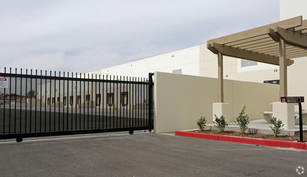 More Photos Of 9089 8th St, Rancho Cucamonga Distribution For Sale