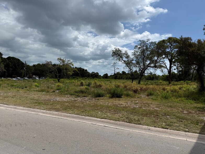 More Photos Of 2051 Northview St NE, Palm Bay Land For Sale