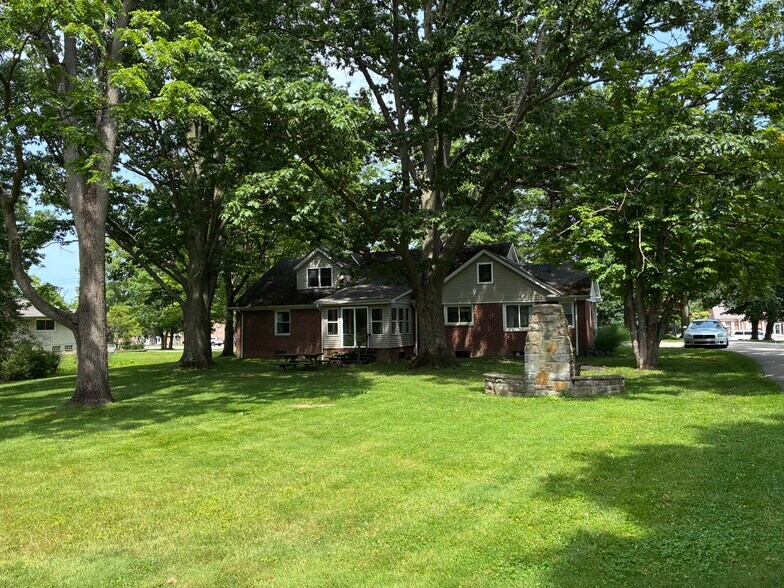 More Photos Of 1200 Som Center Rd, Mayfield Heights Land For Sale