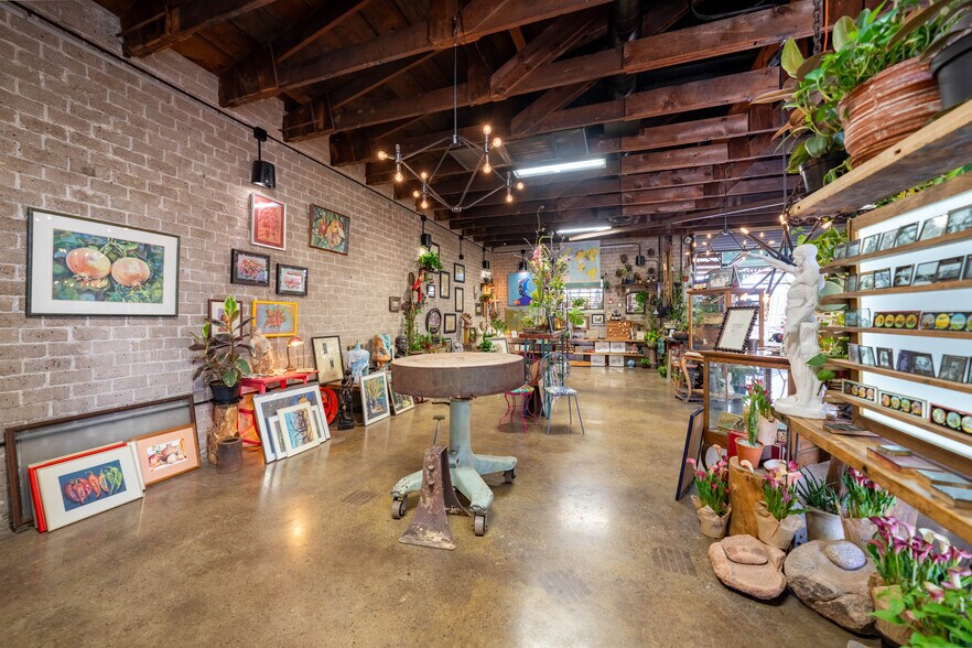 More Photos Of 1109 Grand Ave, Phoenix Storefront For Sale