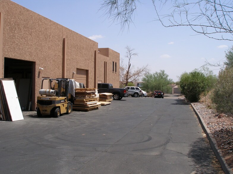 More Photos Of 16508 E Laser Dr, Fountain Hills Distribution For Lease