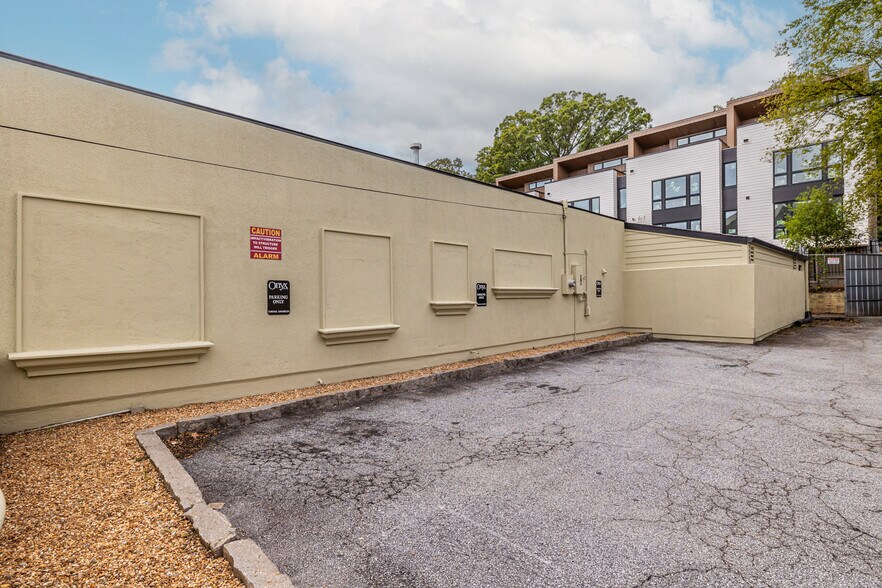 More Photos Of 1634 Northside Dr, Atlanta Storefront Retail Office For Sale