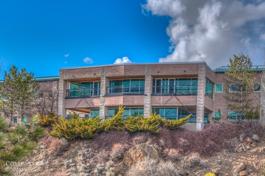 More Photos Of 1777 SW Chandler Ave, Bend Office For Lease