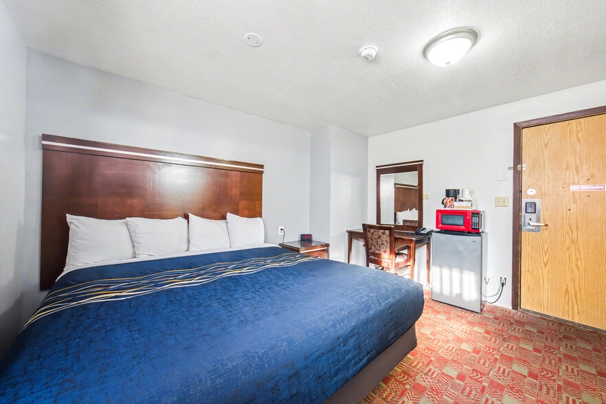 More Photos Of 386 E 300 S, Kanab Hotel For Sale