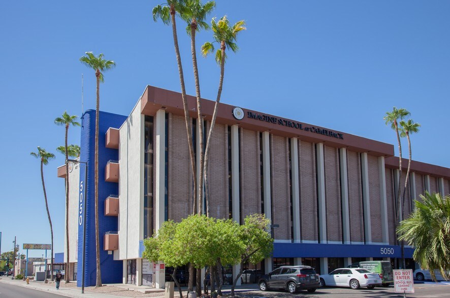 More Photos Of 5050 N 19th Ave, Phoenix Schools For Lease