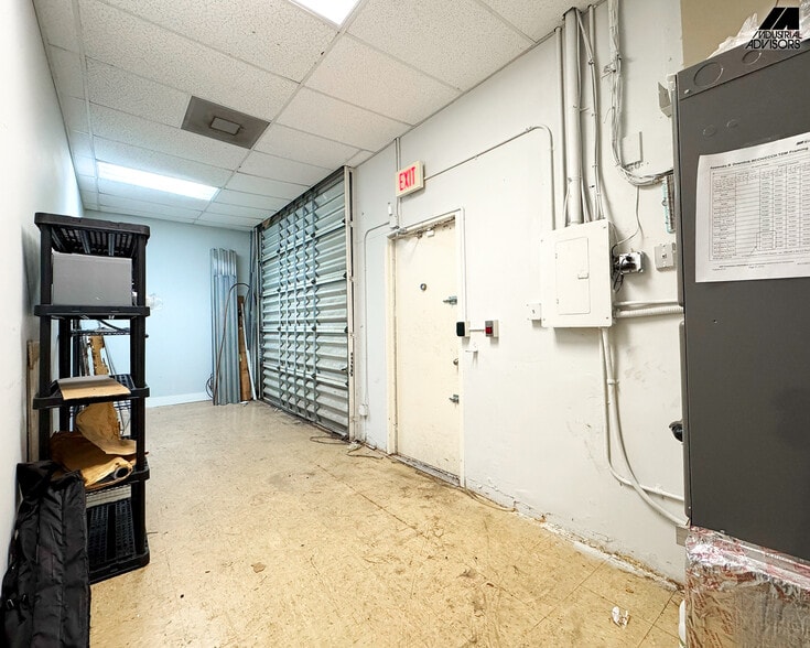 More Photos Of 4101 SW 47th Ave, Davie Flex For Lease