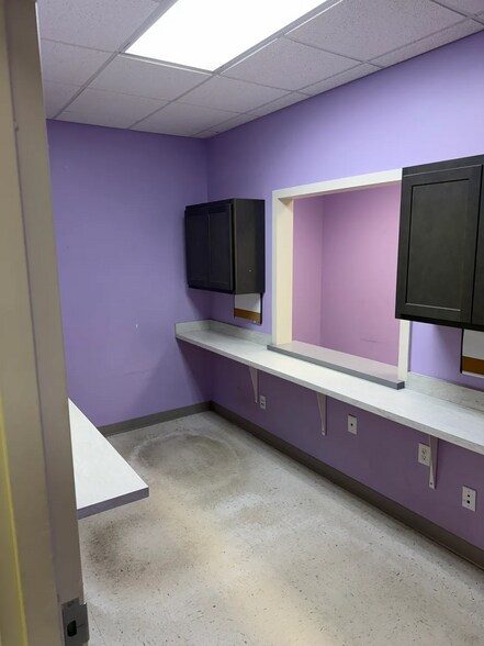 More Photos Of 13900 Quailbrook Dr, Oklahoma City Medical For Lease