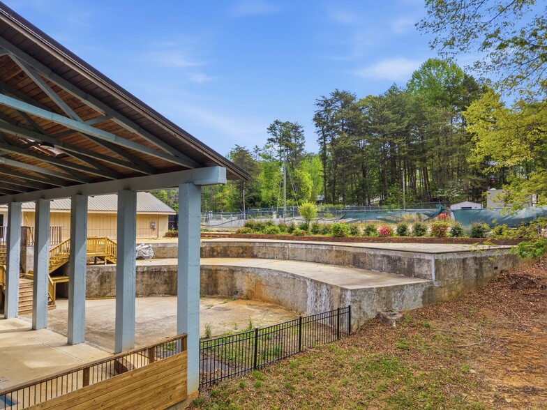 More Photos Of 10 Kinston Manor Dr, Westminster Multifamily For Sale