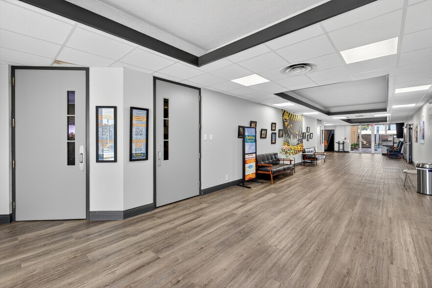 More Photos Of 147 Hurst Blvd, Hurst Religious Facility For Sale