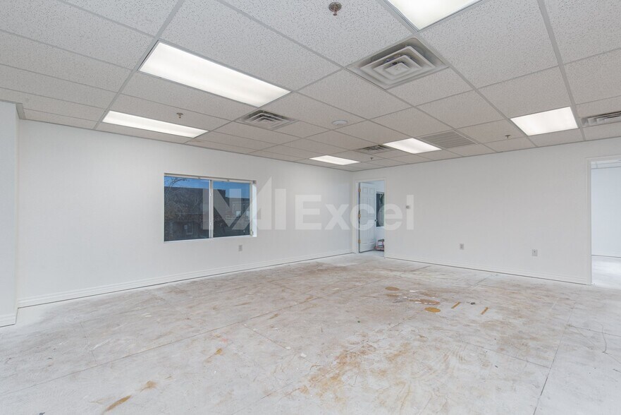 More Photos Of 2057 Pabco Rd, Henderson Warehouse For Lease