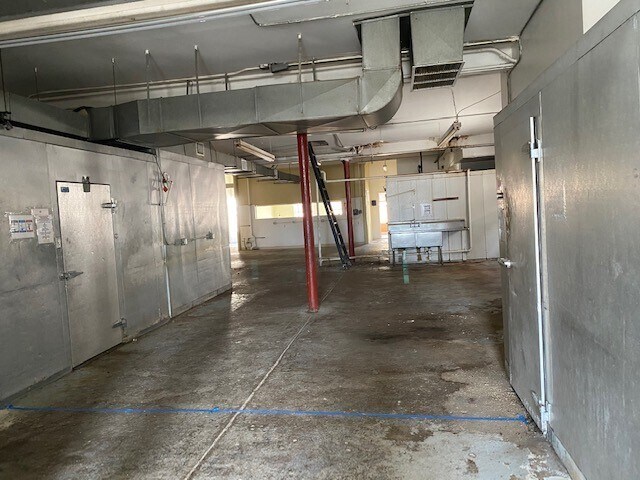 More Photos Of 117-119 36th St, Union City Warehouse For Sale