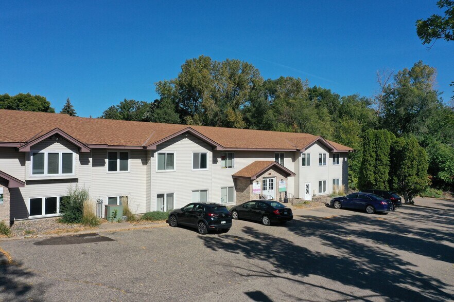 More Photos Of 1401-1405 Silver Lake Rd, New Brighton Medical For Lease