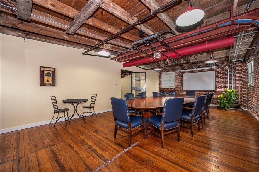 More Photos Of 47 E All Saints St, Frederick Loft Creative Space For Sale