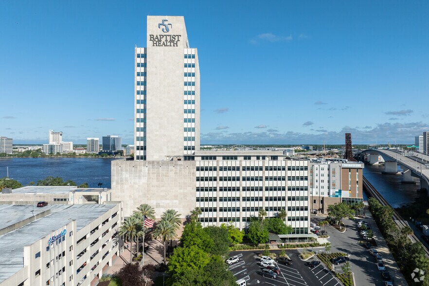 More Photos Of 841 Prudential Dr, Jacksonville Coworking Space