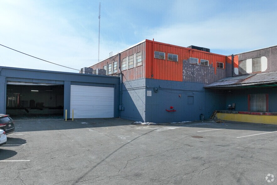 More Photos Of 82-86 Sanderson Ave, Lynn Food Processing For Lease