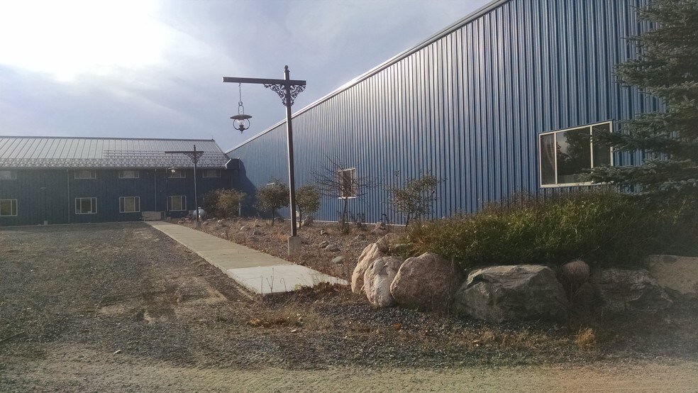 More Photos Of 7981 Town Hall Rd NW, Walker Warehouse For Lease