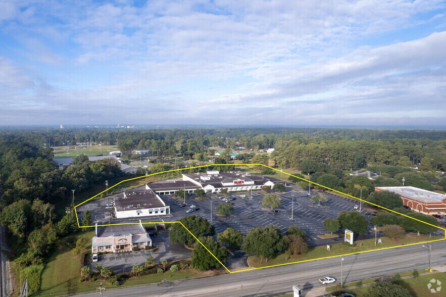 More Photos Of 2551 E Pinetree Blvd, Thomasville Unknown For Lease