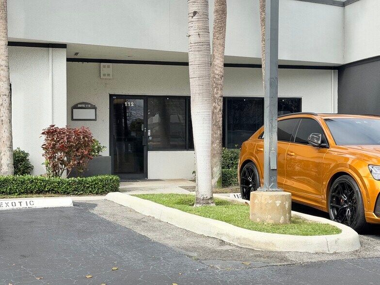 Primary Photo Of 1239 E Newport Center Dr, Deerfield Beach Office For Sale