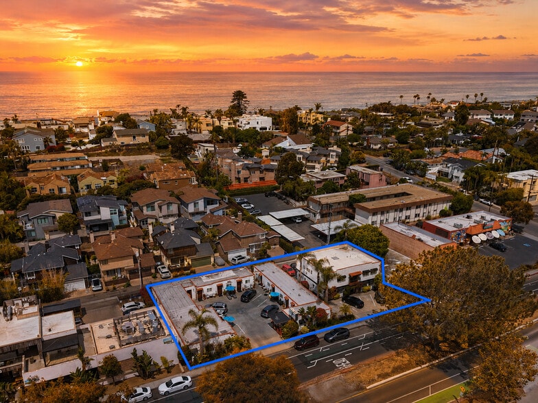 Primary Photo Of 1322 N Coast Hwy 101, Encinitas Hotel For Sale