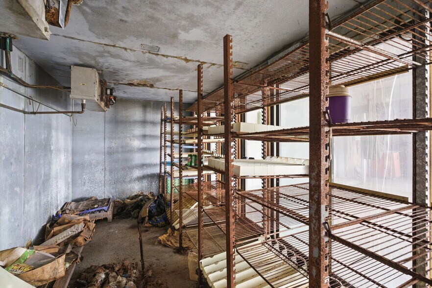 More Photos Of 414 S John St, Goldsboro General Retail For Sale