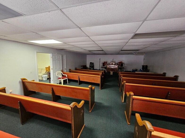 More Photos Of 430-436 Columbia Dr, Carrollton Unknown For Lease