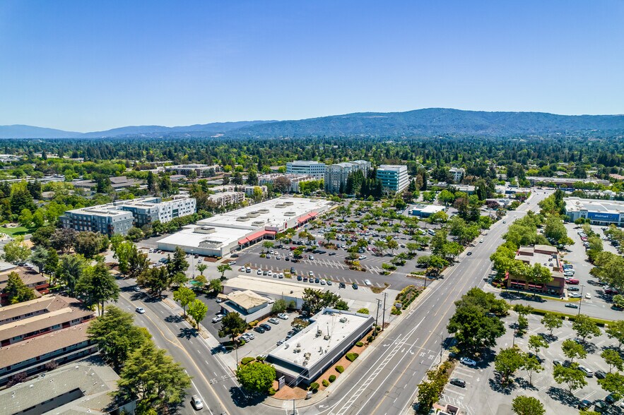 More Photos Of 2425 California St, Mountain View Unknown For Lease