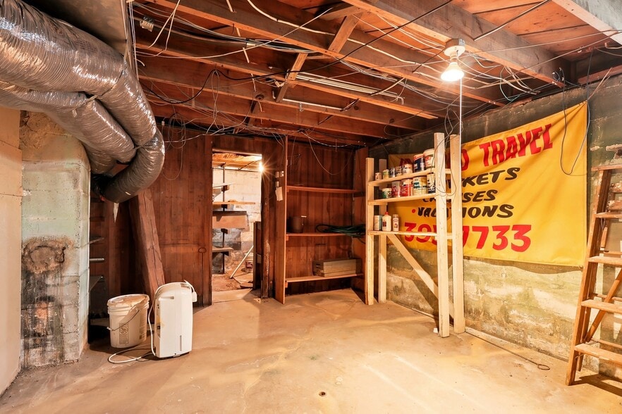 More Photos Of 5194 Hamilton Blvd, Allentown Freestanding For Sale