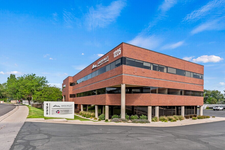Primary Photo Of 1225 E Fort Union Blvd, Cottonwood Heights Office For Sale