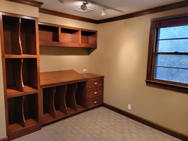 More Photos Of 2724 Berrywood Dr, Nashville Office Residential For Sale