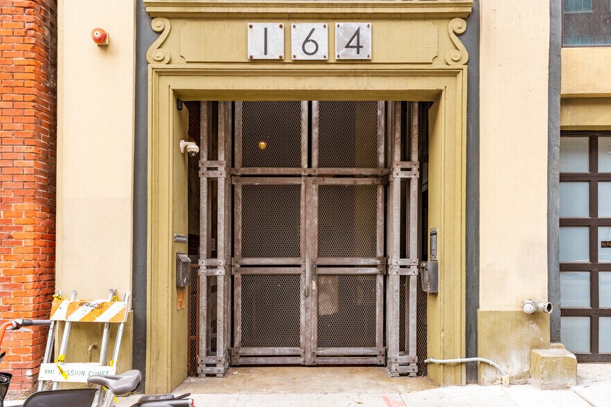 More Photos Of 164 Townsend St, San Francisco Office For Lease