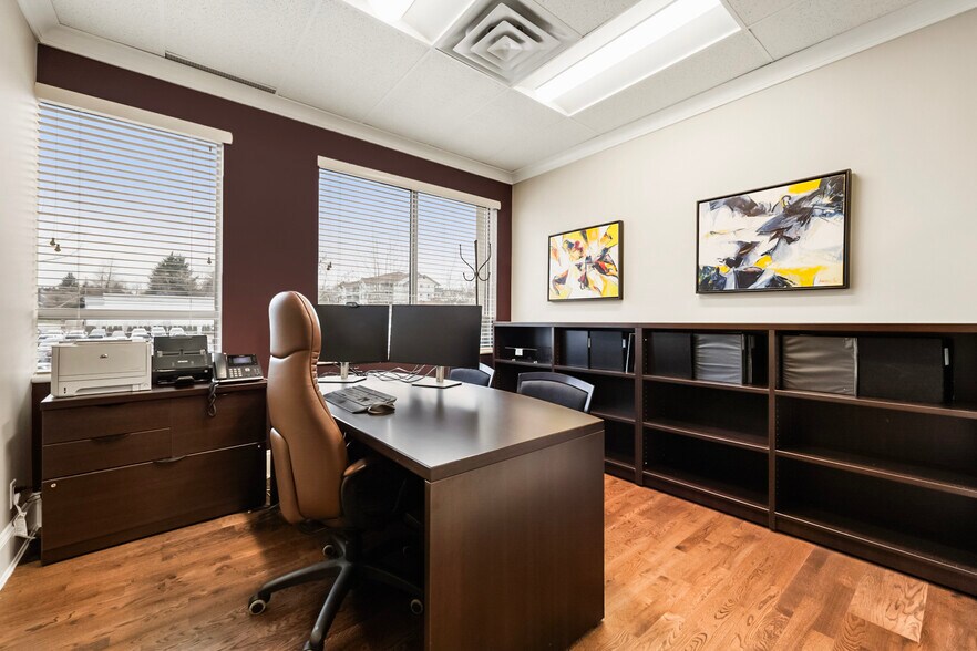 More Photos Of 6351 197th St, Langley Office For Sale