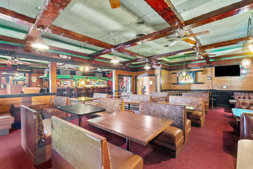 More Photos Of 11456-11464 Whittier Blvd, Whittier Restaurant For Sale