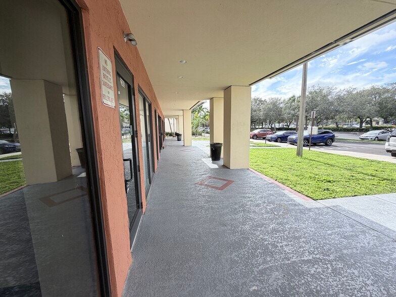 More Photos Of 2359-2367 N University Dr, Coral Springs Unknown For Lease