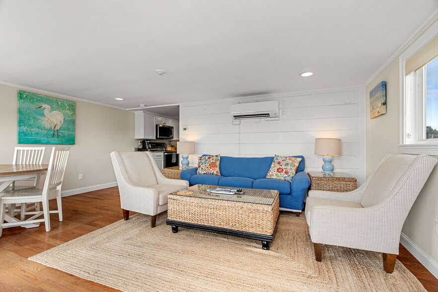 More Photos Of 175 Bridge Rd, Salisbury Hotel For Sale