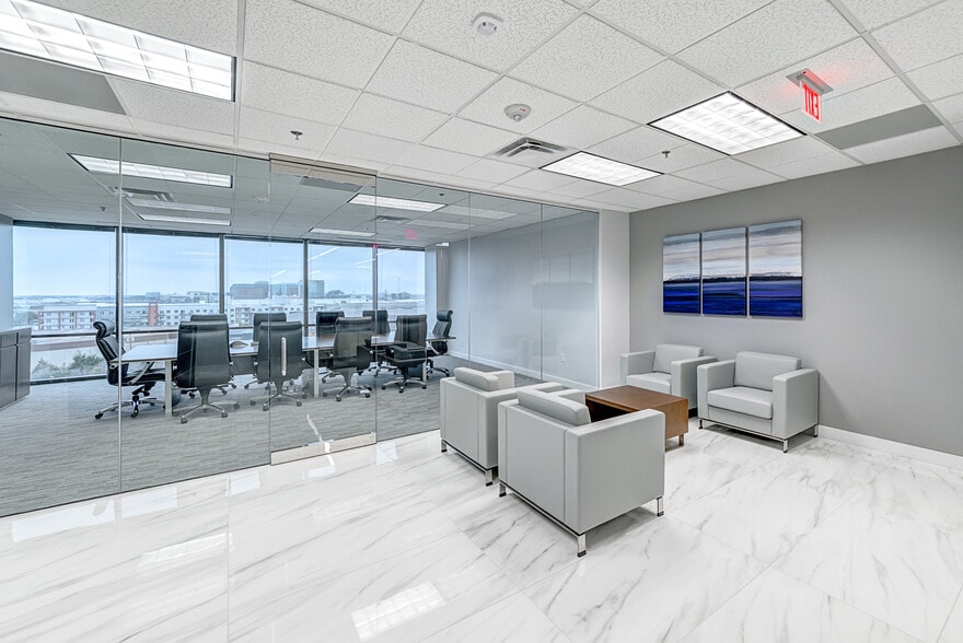 More Photos Of 4835 Lyndon B Johnson Fwy, Dallas Office For Lease