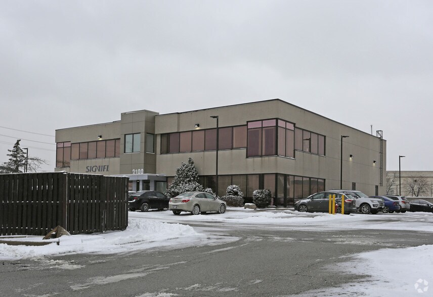 More Photos Of 2100 Matheson Blvd E, Mississauga Office For Lease