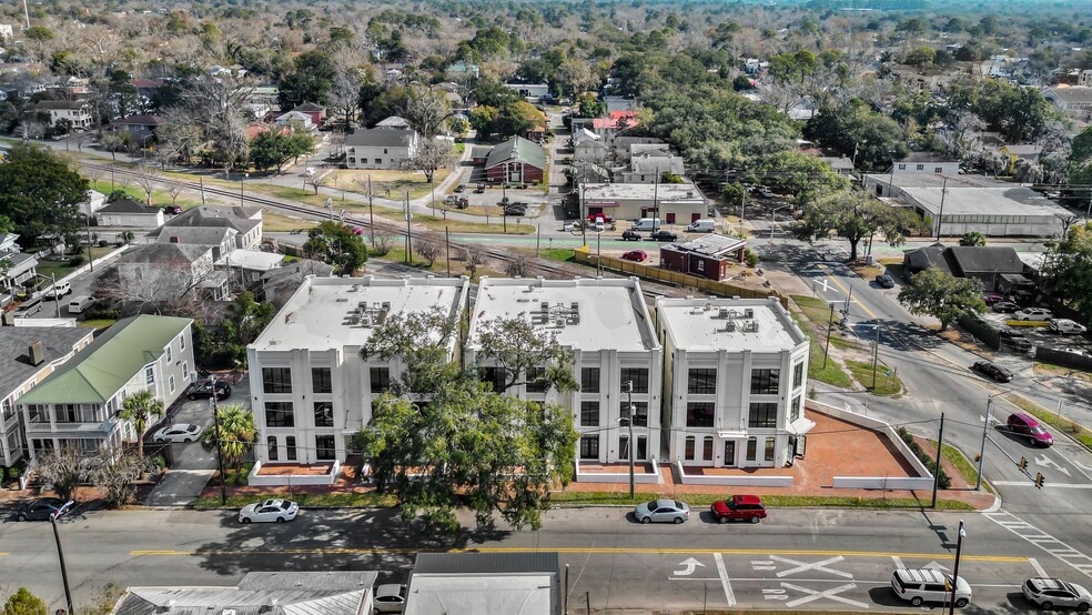 More Photos Of Habersham and 37th Street, Savannah Apartments For Lease