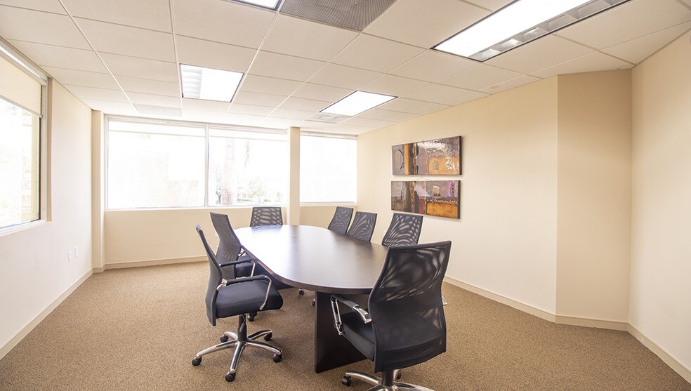 More Photos Of 399 NW 2nd Ave, Boca Raton Office For Lease