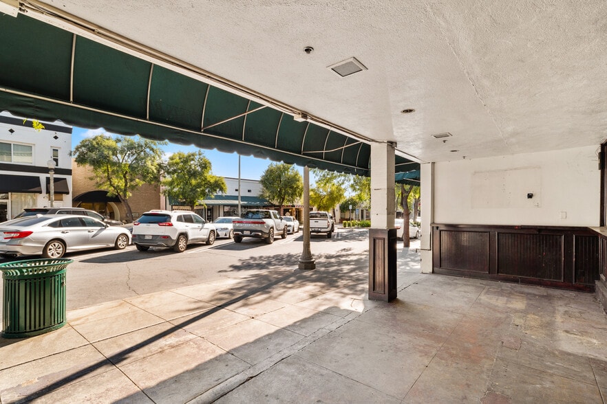 More Photos Of 281 N 2nd Ave, Upland Restaurant For Lease