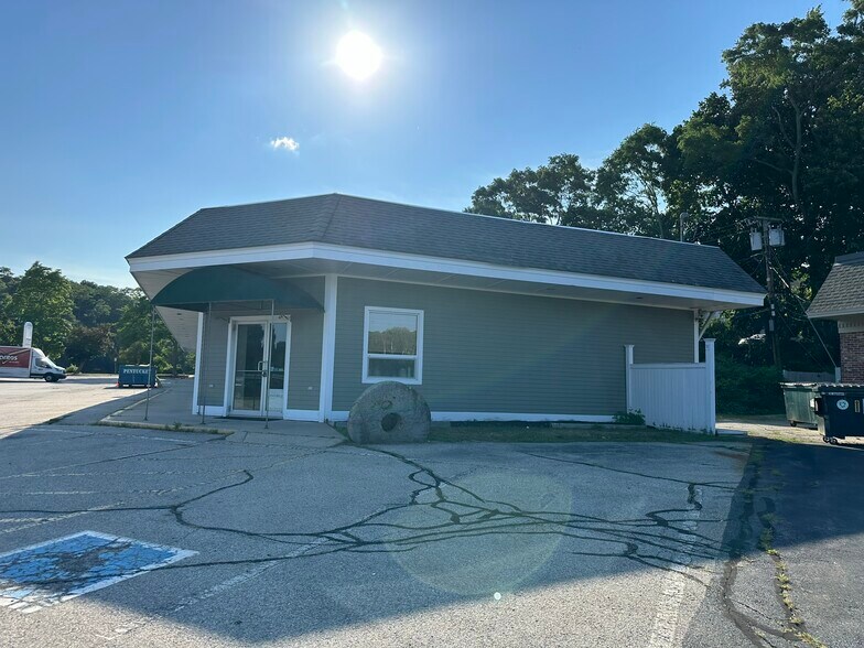 More Photos Of 194 Main St, Amesbury Restaurant For Sale