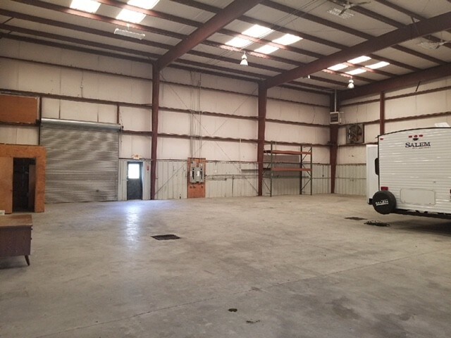More Photos Of 229 Confederate Ave, Jasper Warehouse For Lease