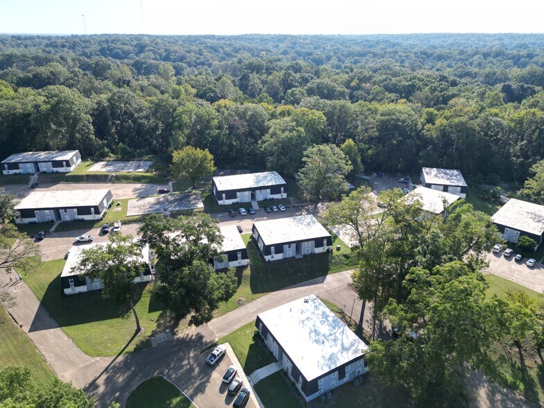 More Photos Of 780 Highway 61 N, Vicksburg Apartments For Sale